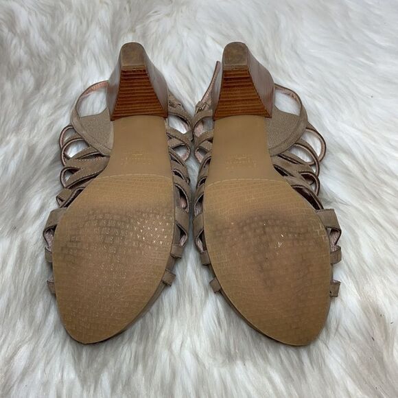 Stuart Weitzman Tan Suede Platform Sandals Sz 7.5 - Picture 6 of 6